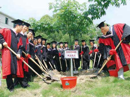 我想问什么是预科?预科算不算大学课程?--华兴